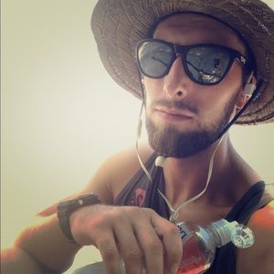 Meet your Posher, Austin